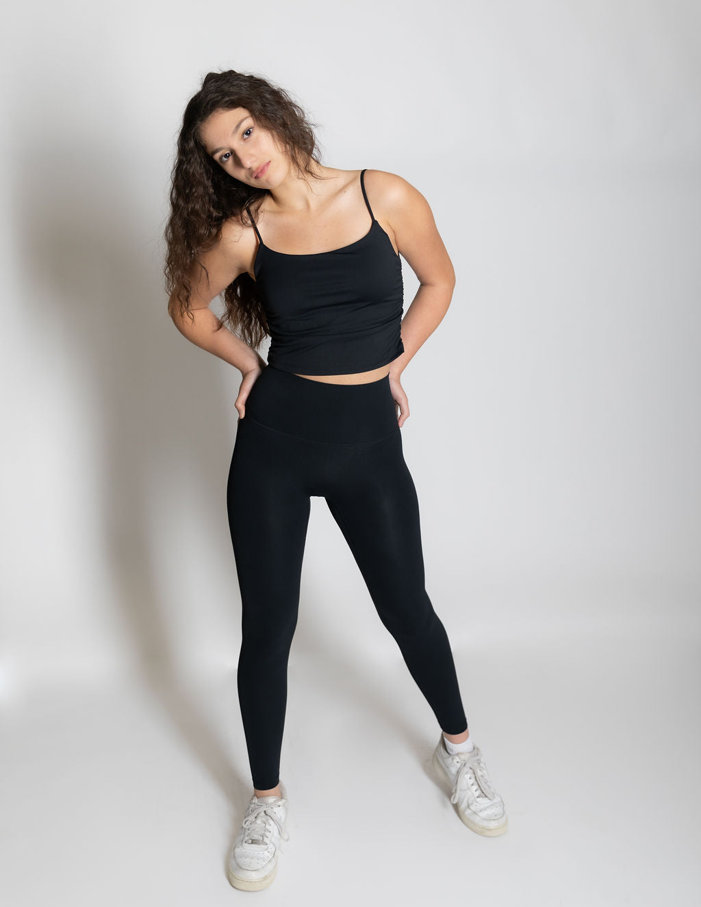 FIT LEGGING - BLACKOUT