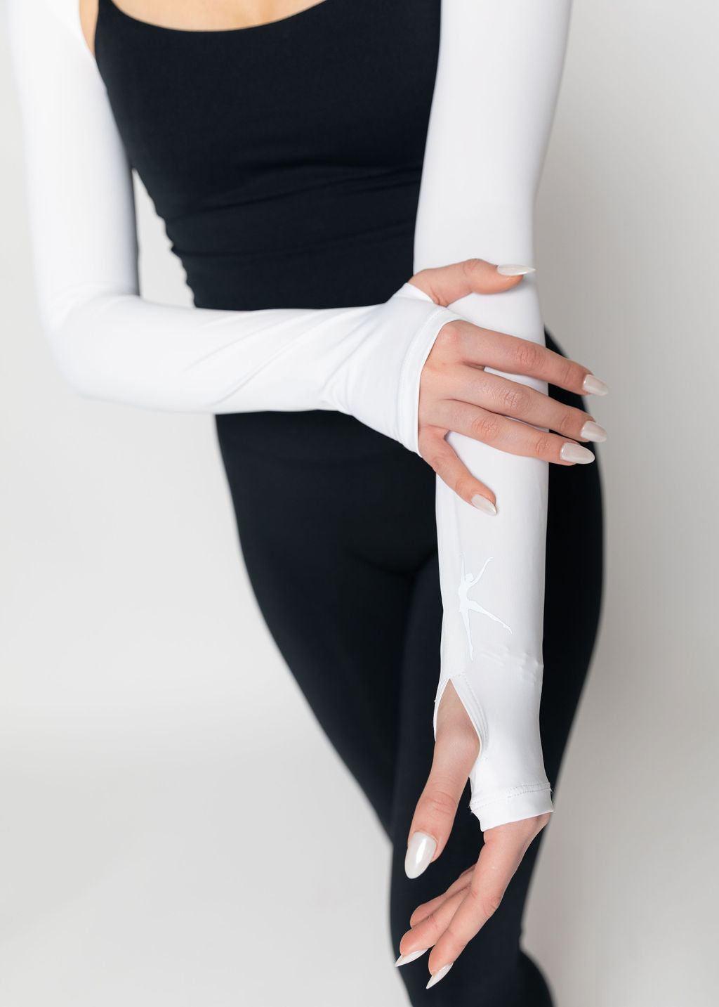 FIT MOVEMENT SHRUG JACKET - WHITE